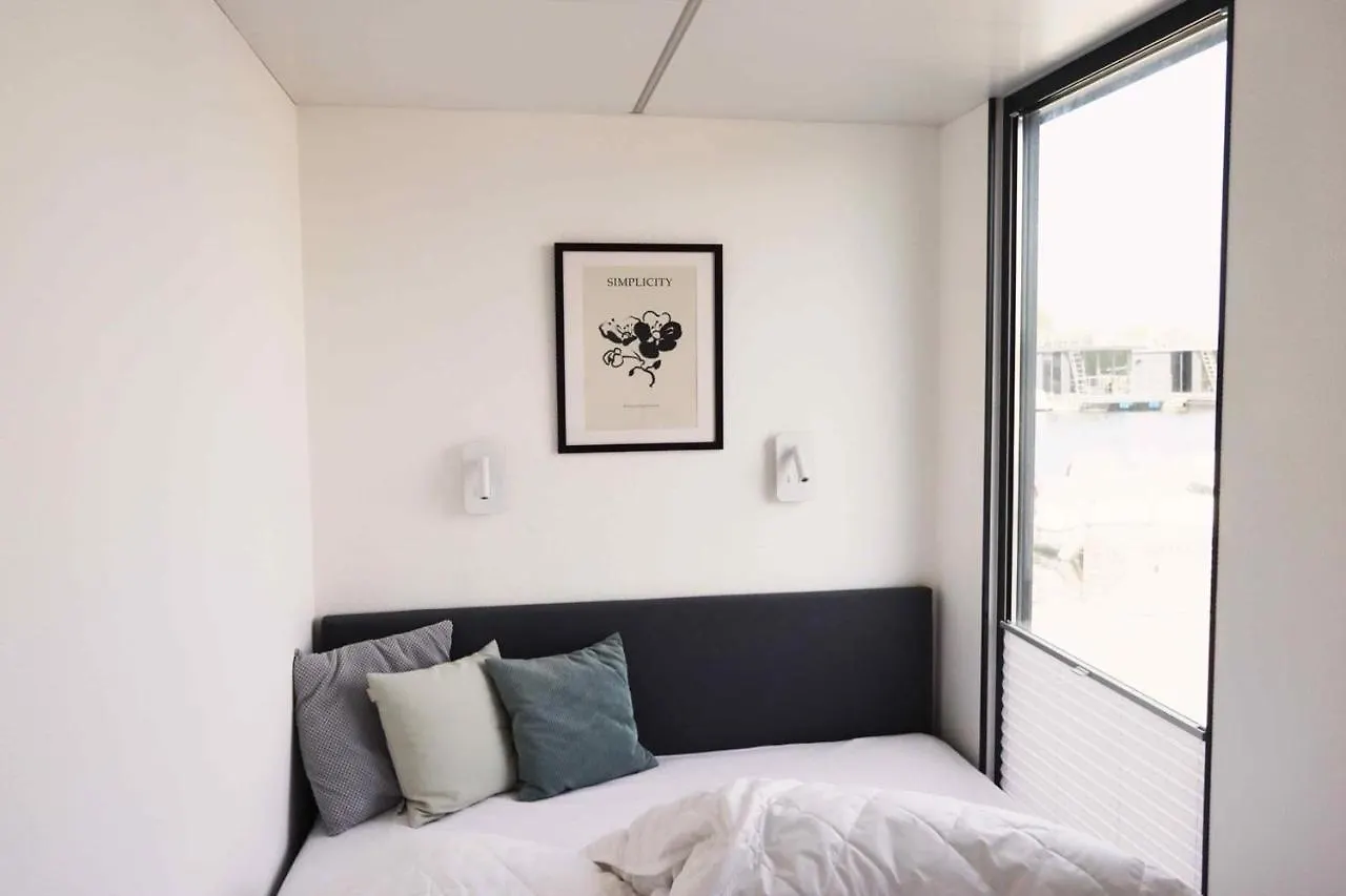 Hausboot La Mare Claudia Apartment Weyhe Germany